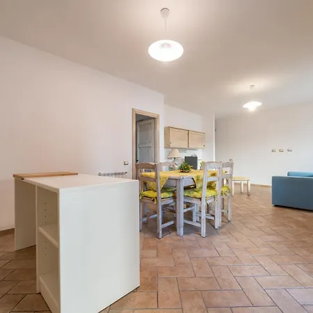 Vakantiehuis Girasole 2 Pula